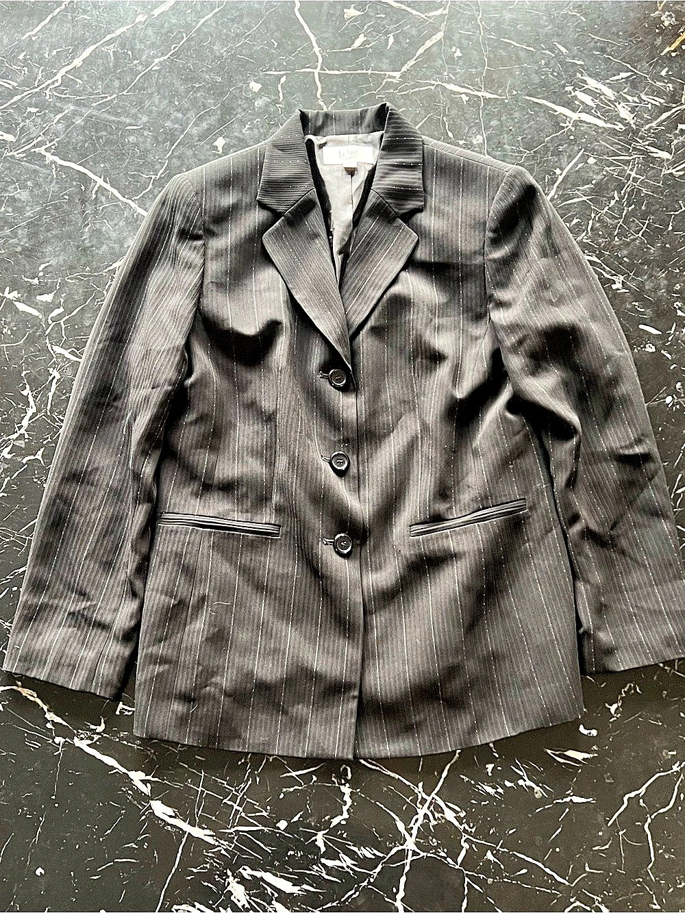 Le Suit Petite blazer Pinstripe Blazer in Black Size 6P